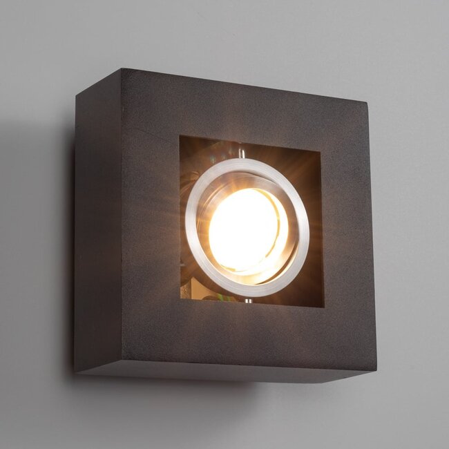 Luxuriöser schwarzer Aufbaustrahler - Ben