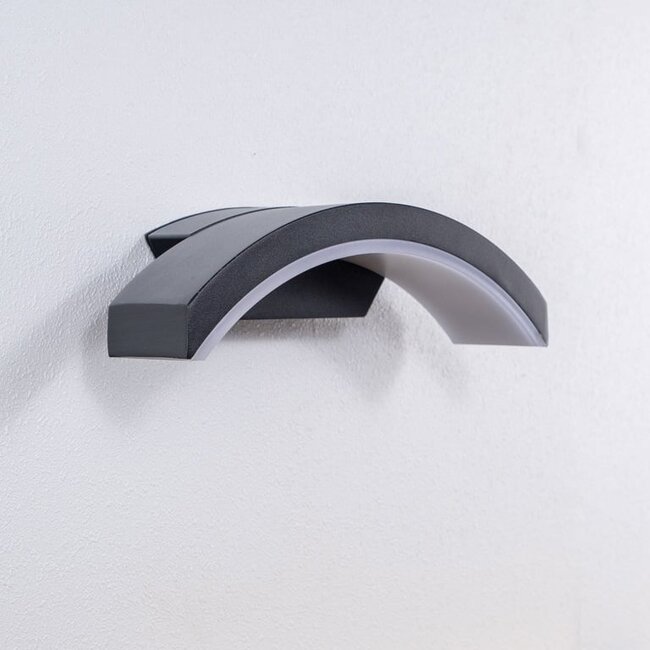 Design-Außenwandleuchte Vic - Schwarz mit integrierter LED