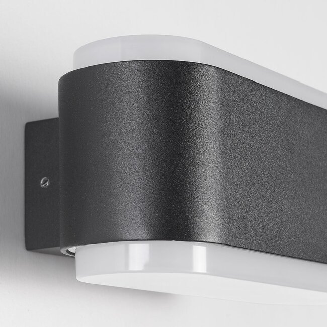 Design-Außenwandleuchte Cale - Schwarz mit integrierter LED