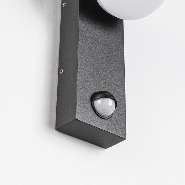 Außenwandleuchte Sil mit Sensor