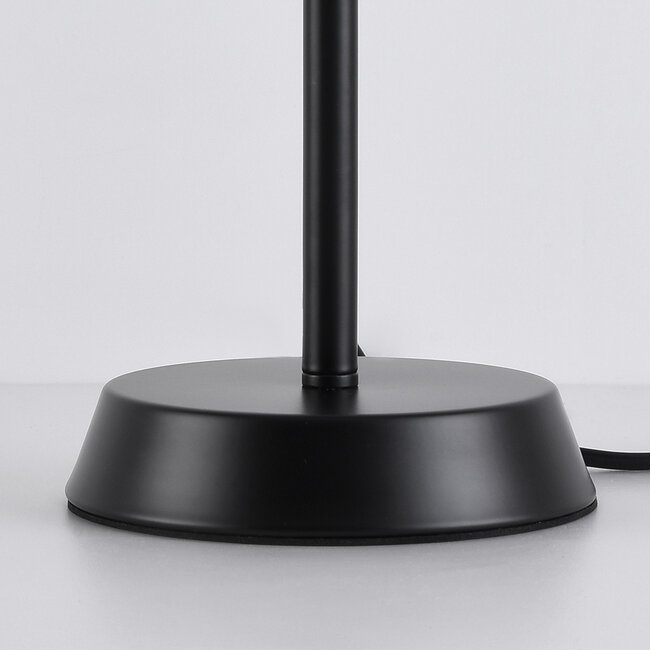 Schwarze Tischleuchte mit neigbarem Schirm - Archie