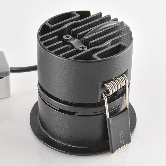 Einbauspot mit geriffeltem Design - Ilva