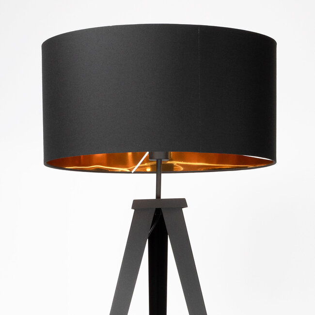Dreifuß-Stehlampe Tessuto mit Stoffschirm