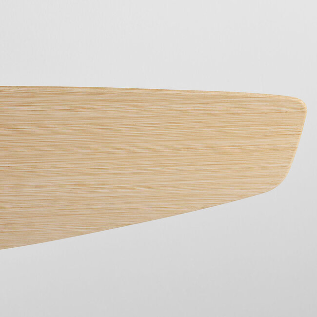 Oiseau Deckenventilator mit dimmbaren LEDs und Flügeln aus hellem Holz