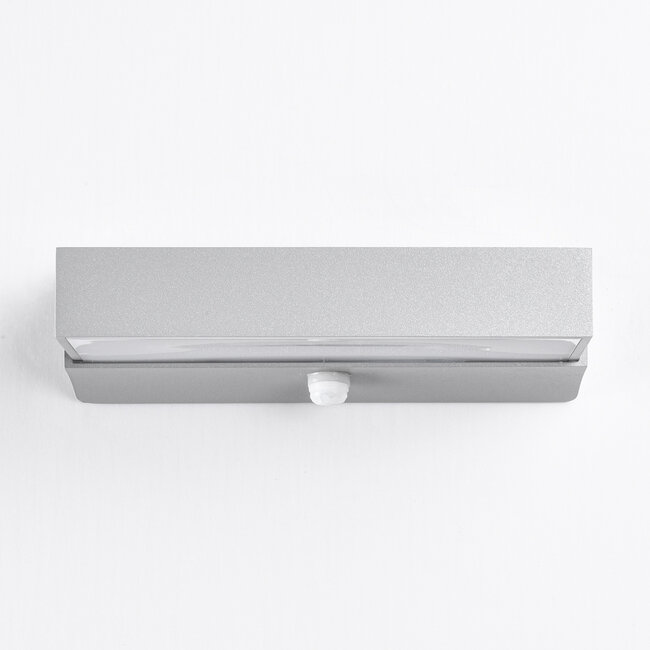 Außenwandleuchte Onyx mit Sensor - Silber mit integrierter LED