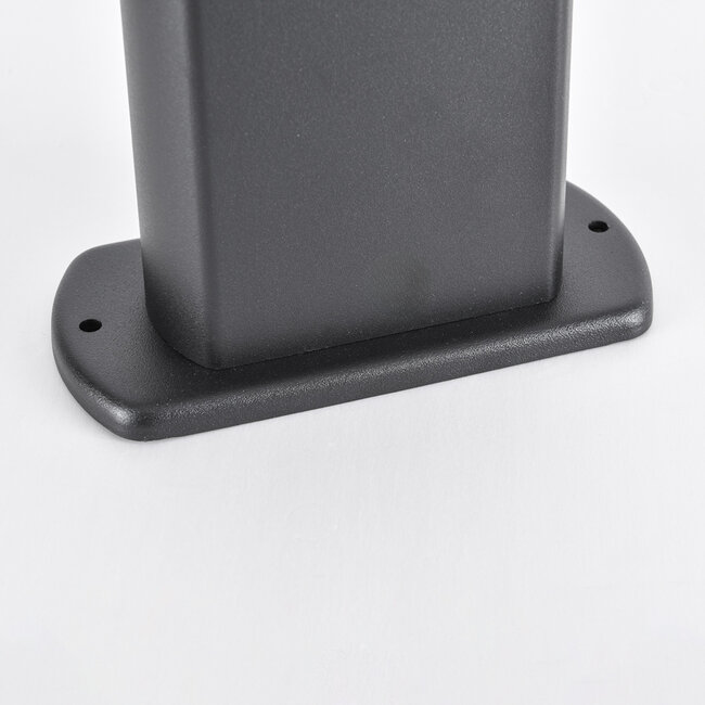 Industrielle schwarze Sockelleuchte – Stein