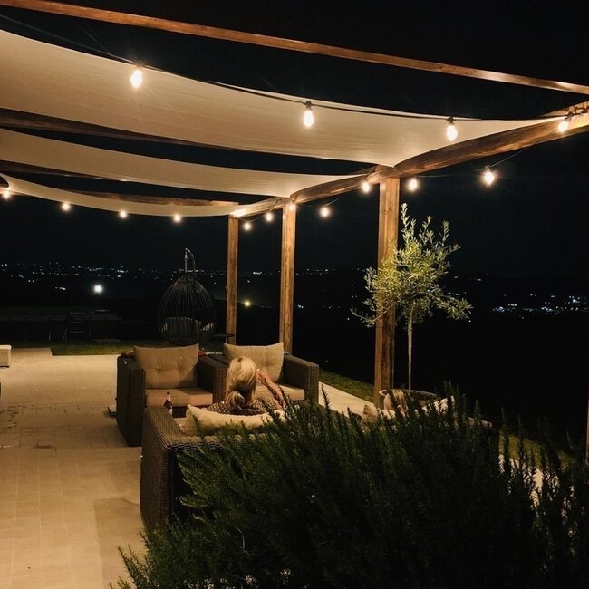 0,7W Outdoor-Lichterkette mit extra warmweißen LED-Glühbirnen