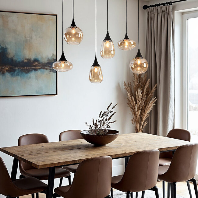 Schwarze Pendelleuchte Loic mit amber Glas, 6-flammig