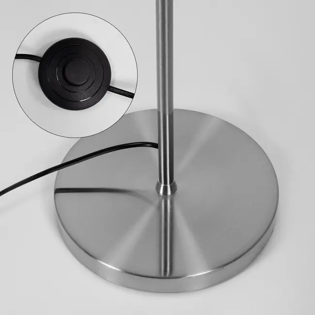 Stehlampe Catalina in satiniertem Nickel mit Stoffschirm