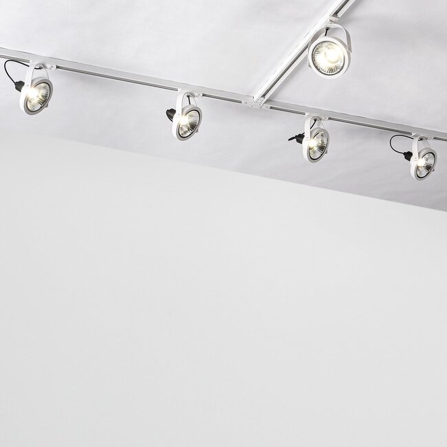 3-Phasen-Stromschienen-System mit AR111 Beam-Scheinwerfern