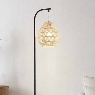 Stehleuchte Lys schwarz mit natürlichem Lampenschirm