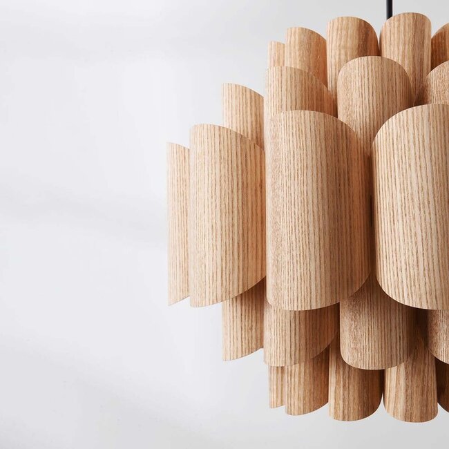 Moderne Pendelleuchte Xylo in Holzoptik