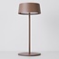 Aufladbare Tischlampe Auris in Taupe mit integrierter dimmbarer LED