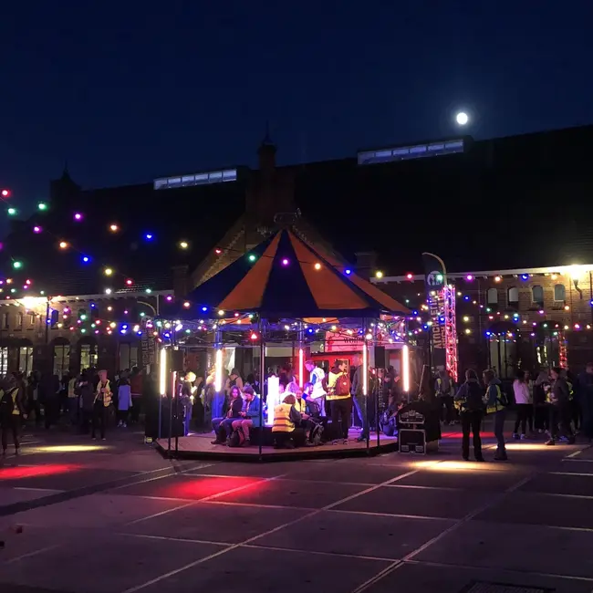 Komplettes Illu Lichterkettenset mit 7 farbigen LED-Lämpchen