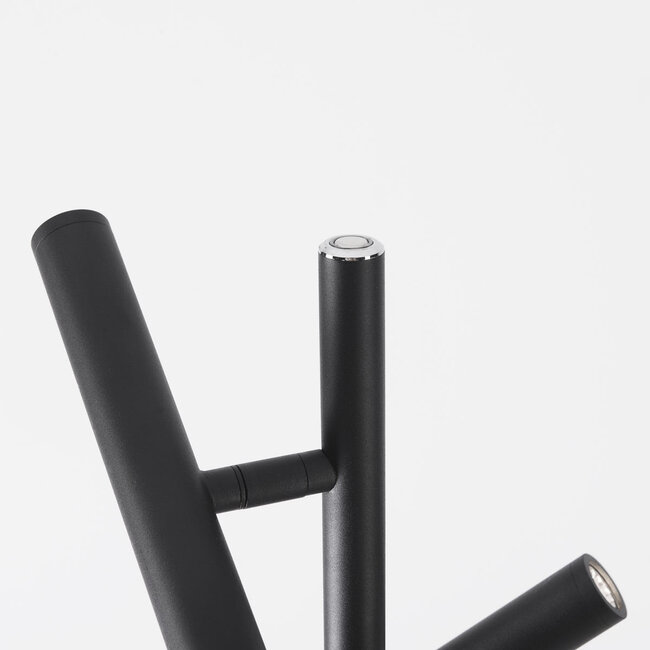Stehlampe Zhan in Schwarz mit drei drehbaren Spots und Touch-Dimmer