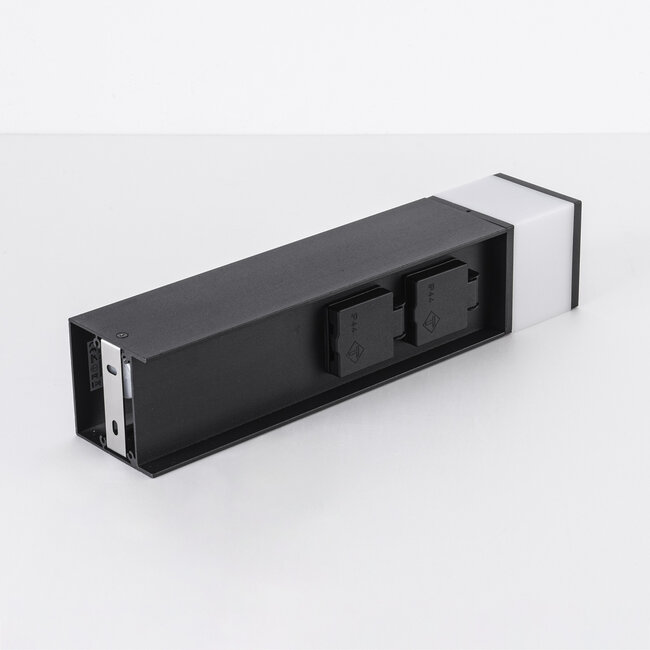 Smart Stehleuchte für den Außenbereich mit Steckdose und Tuya-App Ute – schwarz, mit Diffusor und 2 Steckdosen