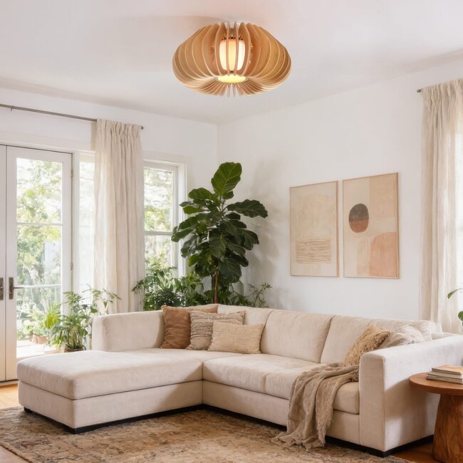 Deckenleuchte Roia mit Holzlamellen und Diffusor in offener, runder Form