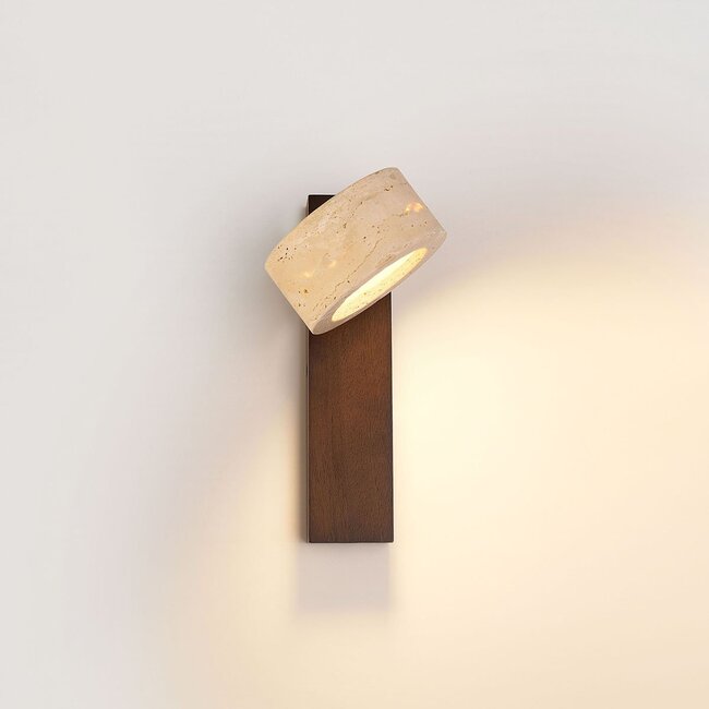 Verstellbare Wandleuchte Flawe mit integrierter LED und Travertin (Naturstein) und Holz