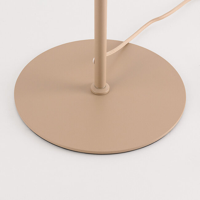 Moderne Stehleuchte Oia mit Leinenkappe in Beige