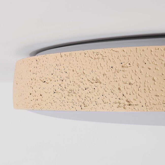 Moderne Deckenleuchte Arvid mit beigefarbenem Steineffekt, 3-stufig dimmbar Ø40 cm