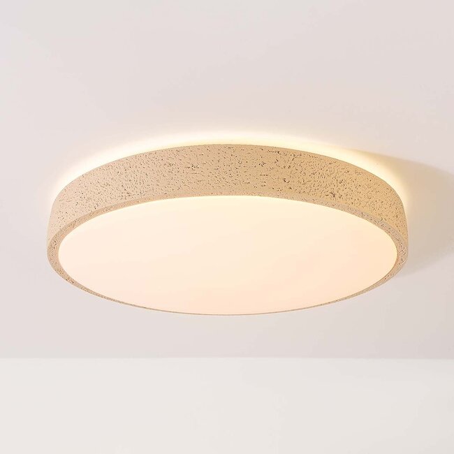 Moderne Deckenleuchte Arvid mit beigefarbenem Steineffekt, 3-stufig dimmbar Ø40 cm