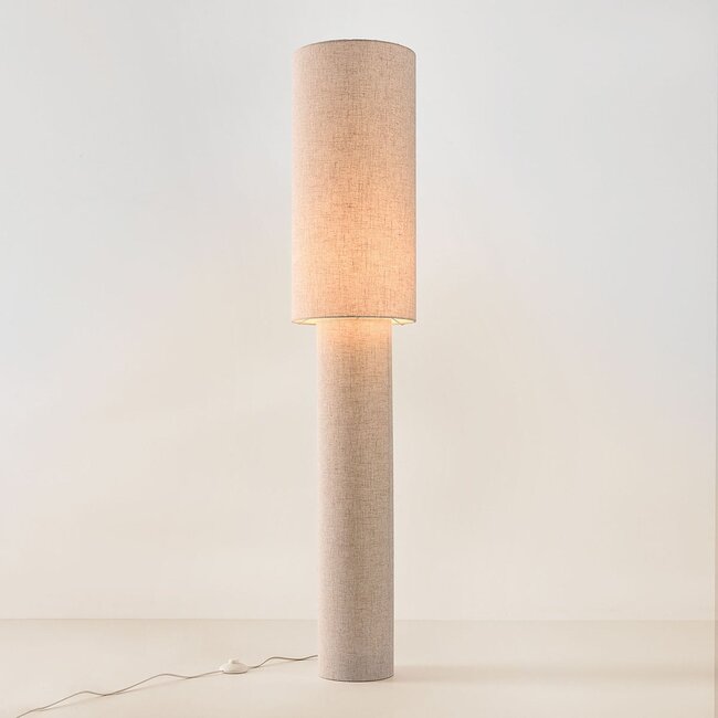 Stehleuchte Misja mit Leinenstoff und Fuß - Naturweiß