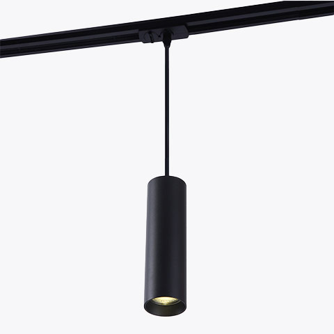 Spots suspendus sur rail