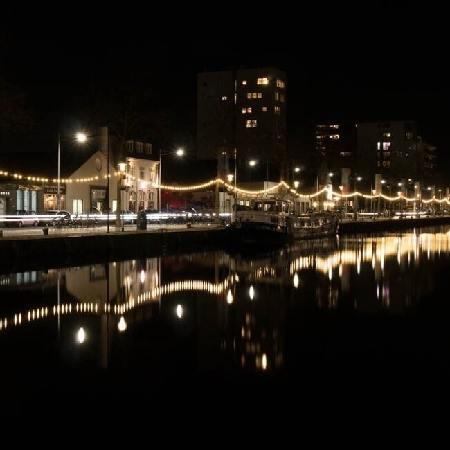 Guirlande guinguette de 100 mètres de long avec fiche et raccords montés 100 ou 200