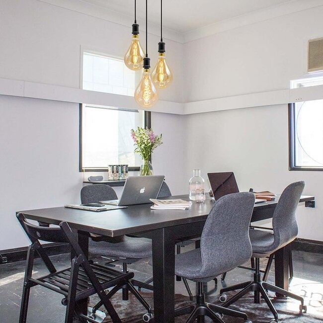 Suspension moderne en cordon noir mat avec lampe XXL 8,5W à 10W, verre ambré, 2000K, Ø160