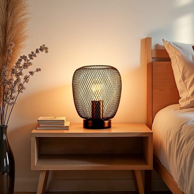 Lampe de table industrielle noire avec construction en métal - Prison