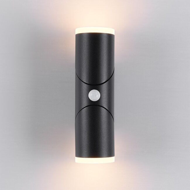 Applique murale extérieure cylindrique Tess avec détecteur - noire