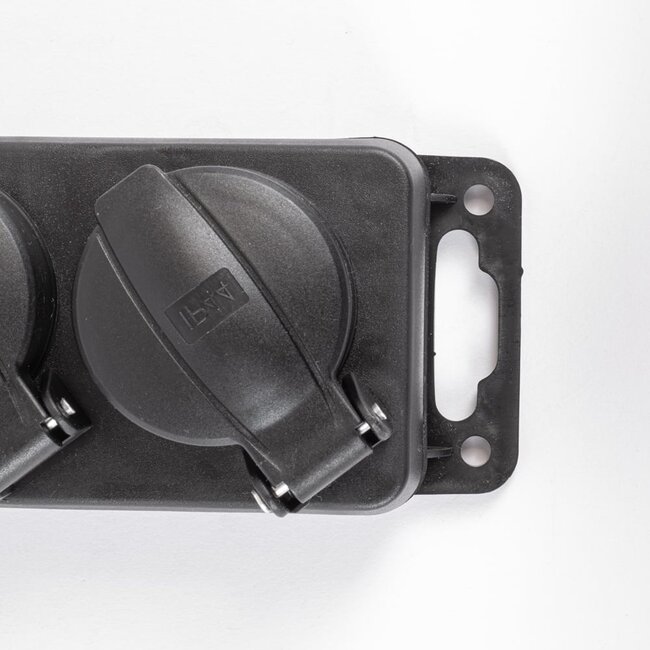 Prise multiple professionnelle pour l'extérieur IP44 avec 3x2,5mm² d'épaisseur de cordon