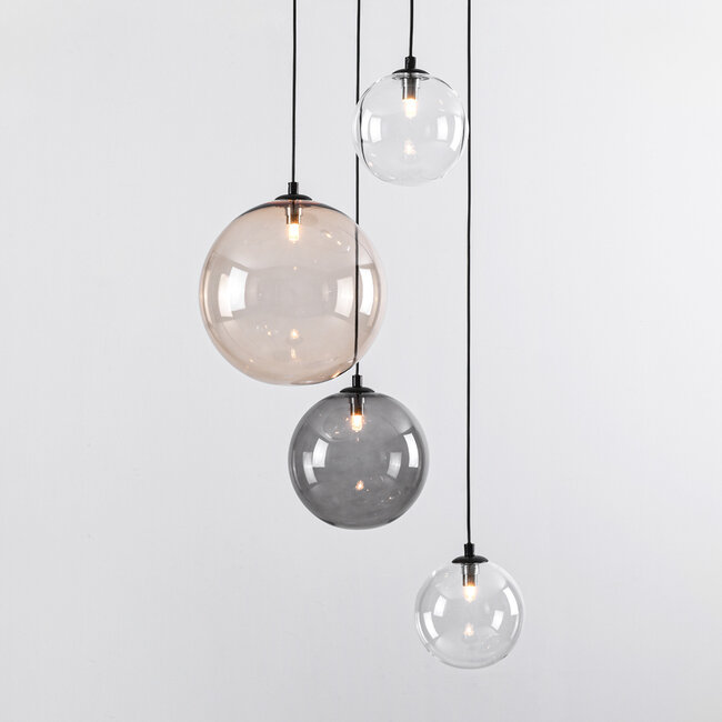Lampe suspendue Luminor à 4 lumières avec différentes boules de verre