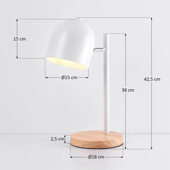 Lampe de table Megan en blanc à pied en chêne clair