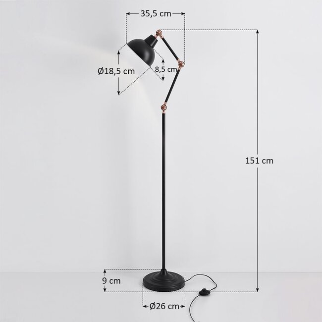 Lampadaire inclinable Kyle en noir et bronze