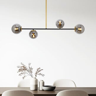 Suspension design Davy 4 lumières avec globes en verre