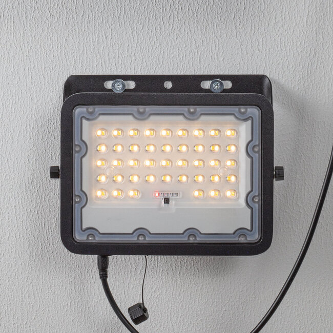 Applique solaire extérieure noire Nestor - 60W