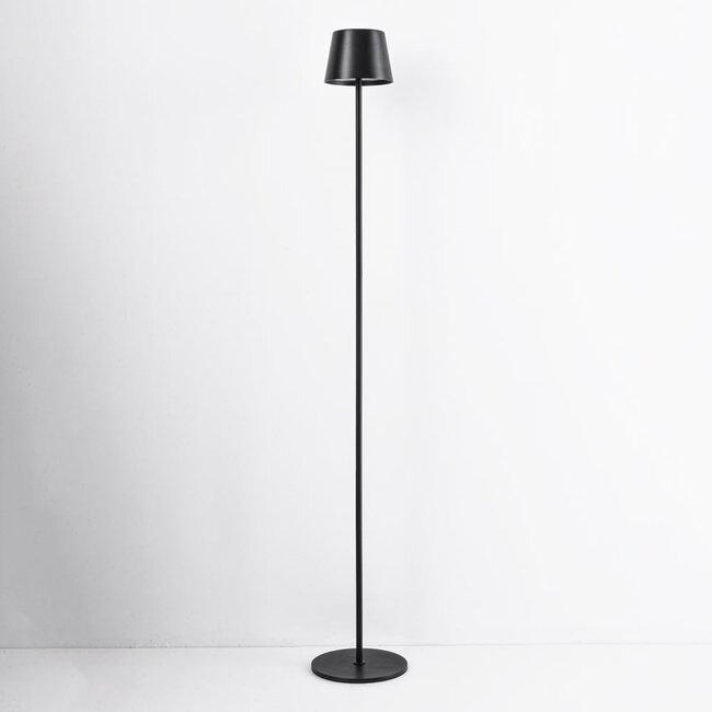Lampadaire d'extérieur rechargeable Jytte, dimmable - noir
