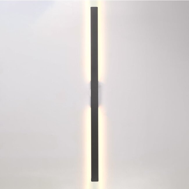 Applique moderne noire - Tyge