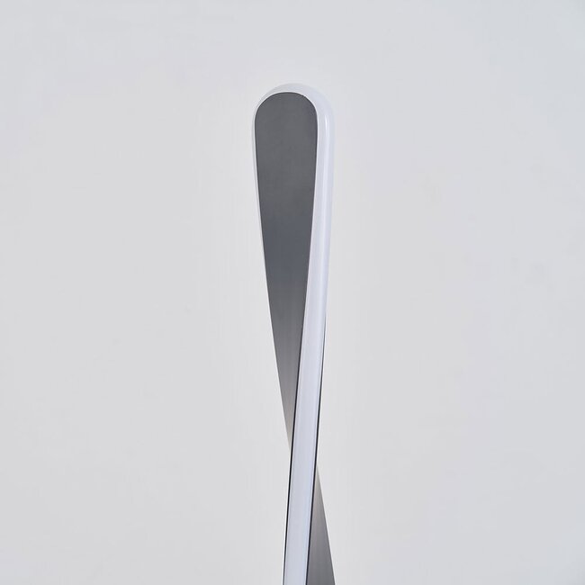 Lampe de table design torsadée Rizar à LED intégrées