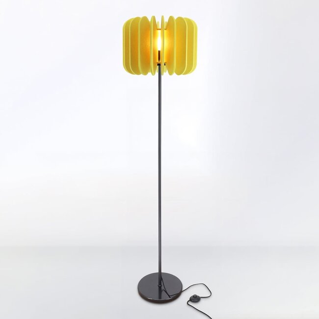 Lampadaire Lenthe - feutre PET jaune