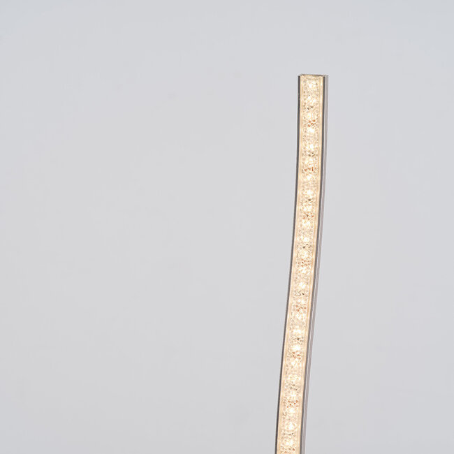 Lampe de table minimaliste Vinti en nickel satiné à LED intégrées