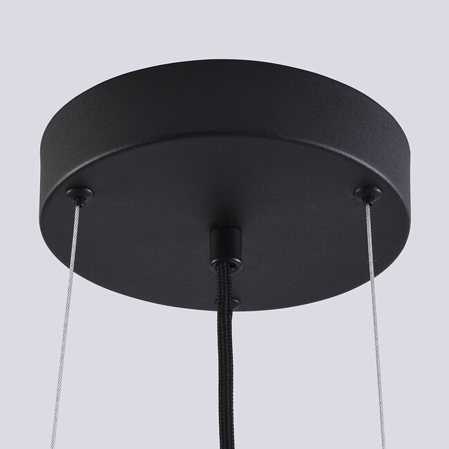 Suspension Milani à intensité variable - noir avec abat-jour ouvert
