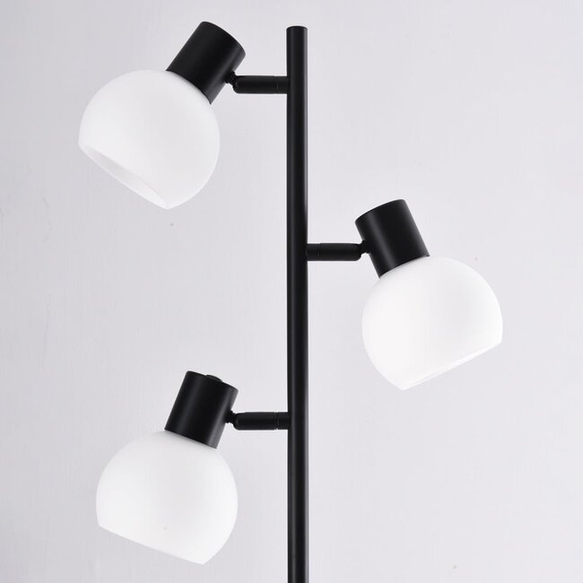 Lampadaire 3 lumières Pieta noir en verre blanc laiteux - orientable
