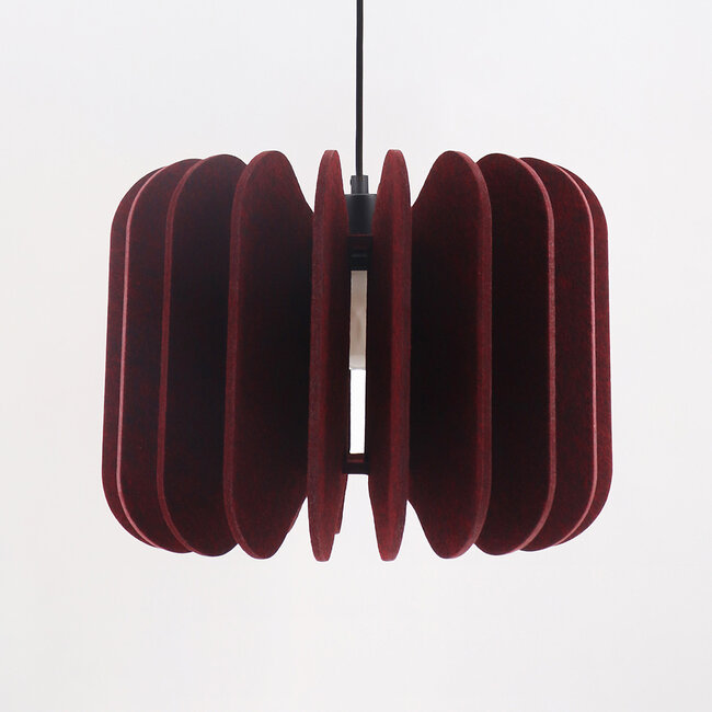Suspension Benthe en feutre PET - rouge foncé