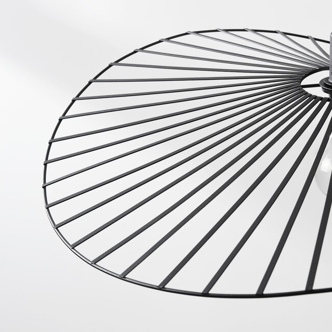 Lampe suspendue Linae en métal noir