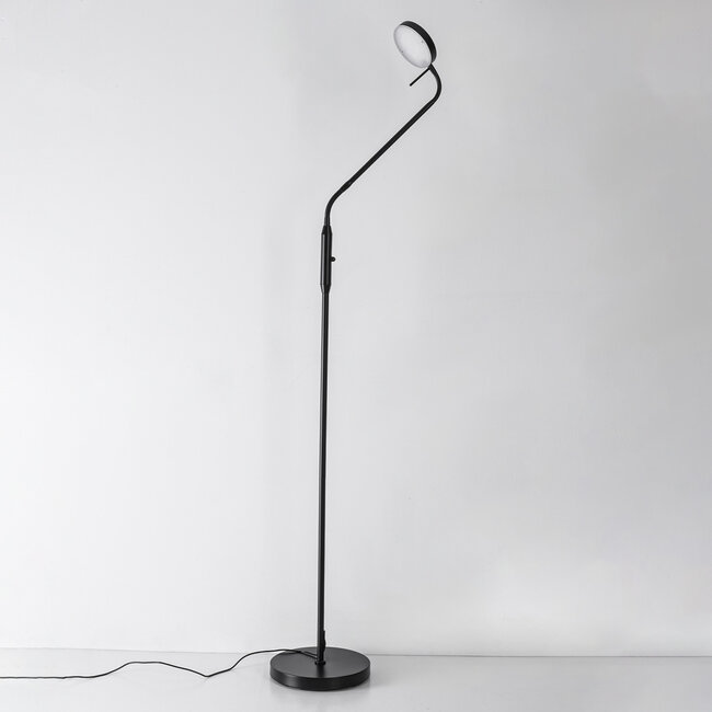 Lampadaire Lumina noir avec LED intégrées et température de couleur réglable