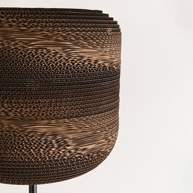 Lampadaire en carton Ella