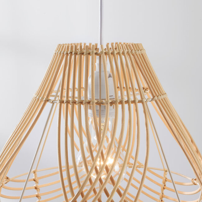 Lampe suspendue en rotin Kima avec abat-jour naturel tressé