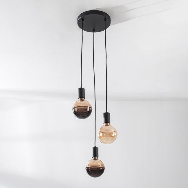 Suspension moderne Illumine noir comprenant trois luminaires (douille E27)